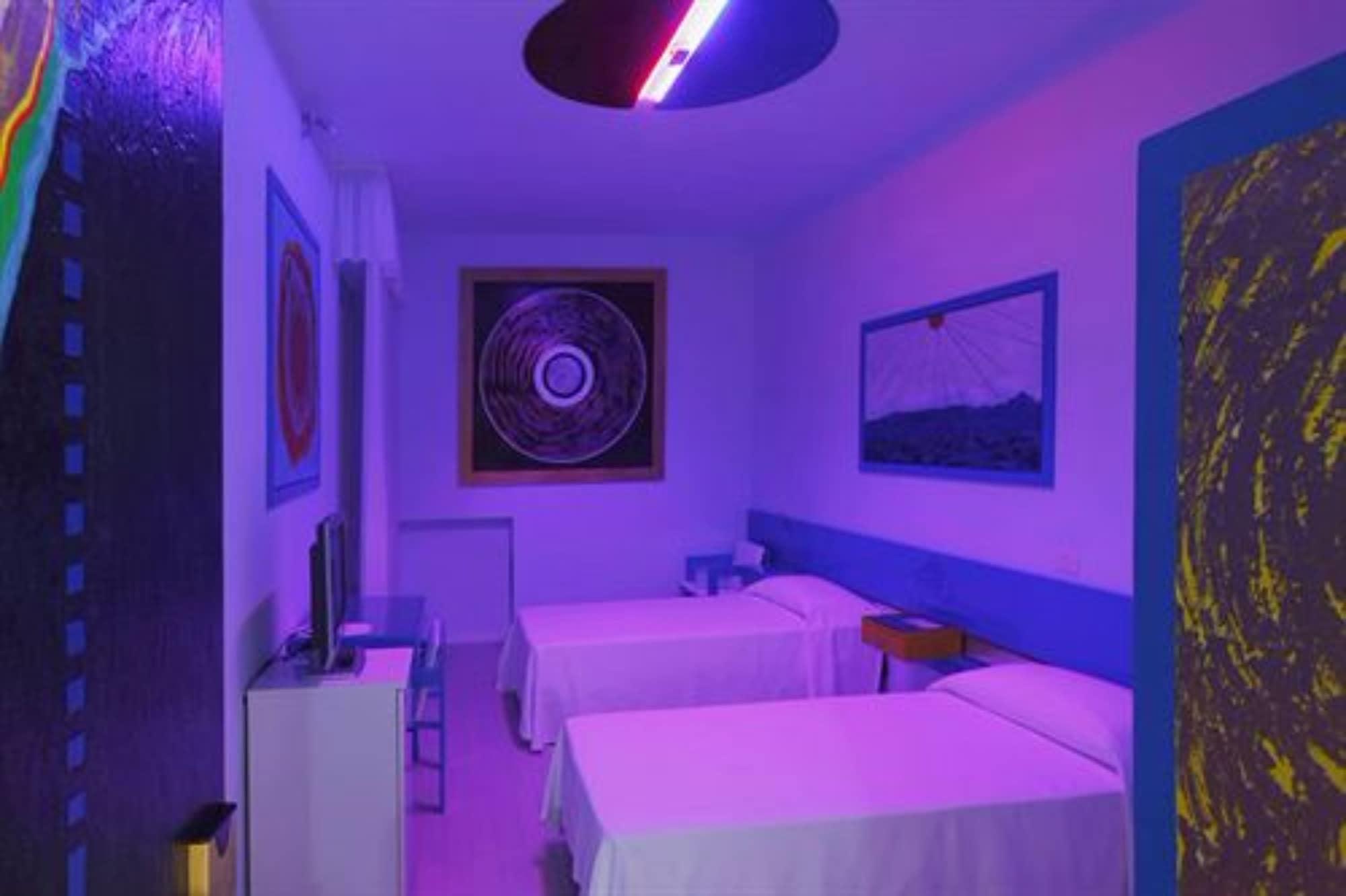 Hotel Alexander Museum Palace Πέζαρο Εξωτερικό φωτογραφία