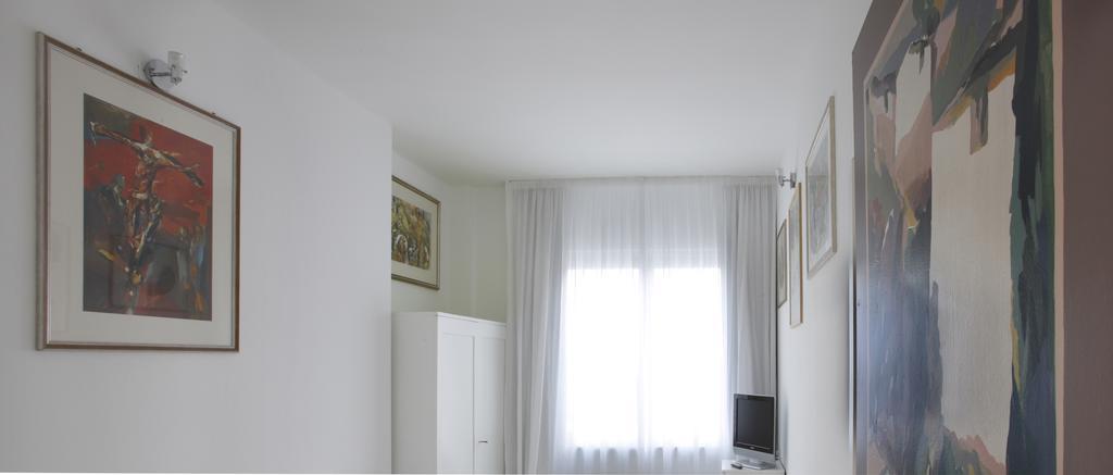 Hotel Alexander Museum Palace Πέζαρο Εξωτερικό φωτογραφία